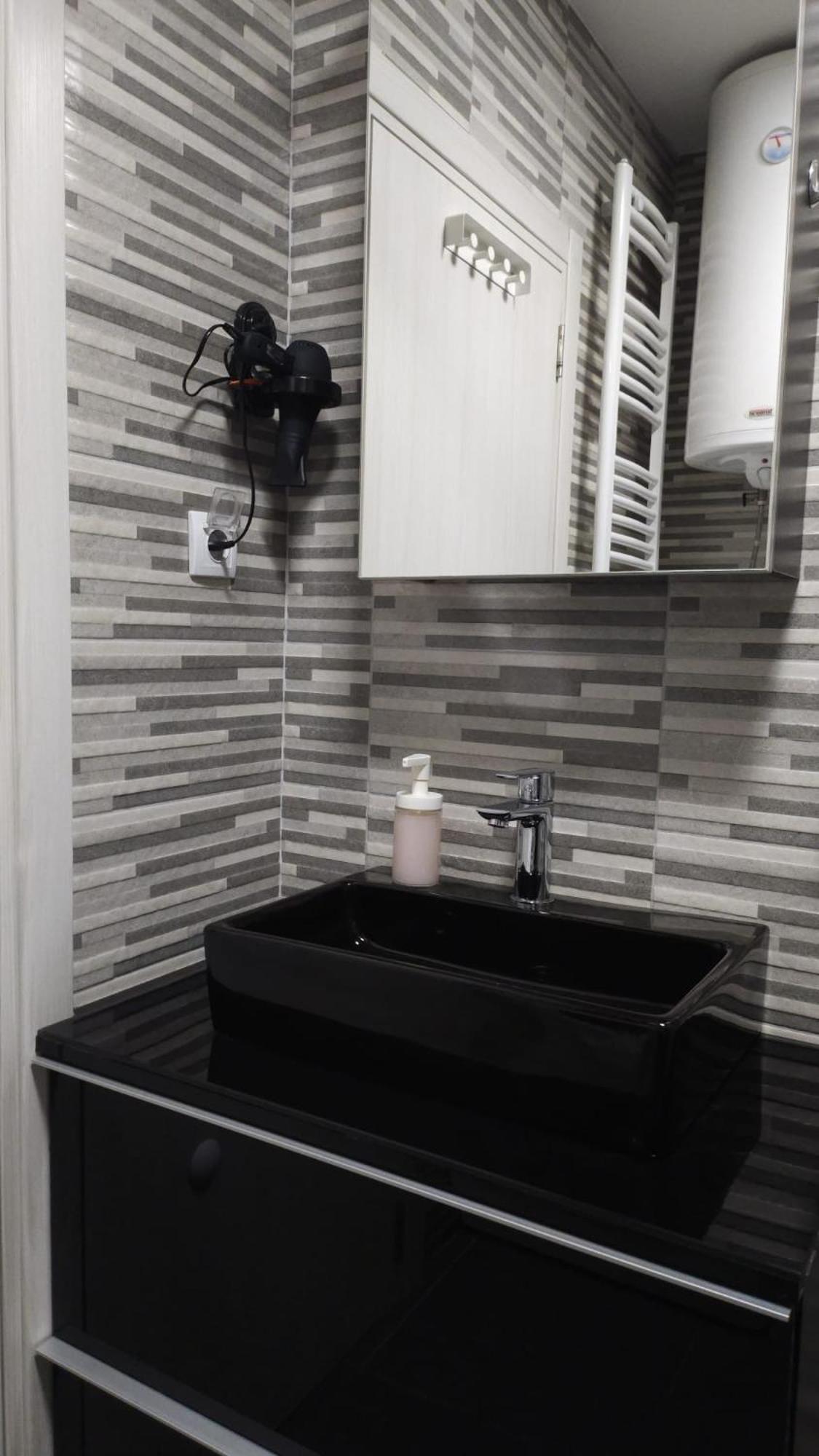 Apartament Porodicno-Poslovni Udoban Stan Belgrad Zewnętrze zdjęcie